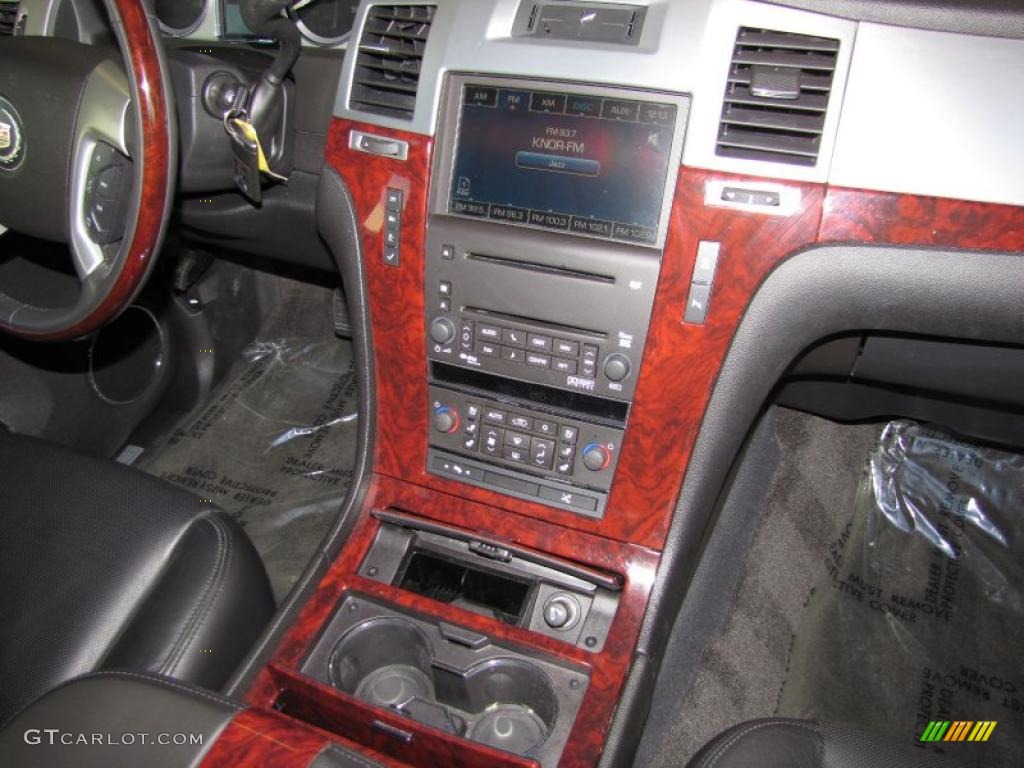 2009 Cadillac Escalade EXT AWD Controls Photo #44189711