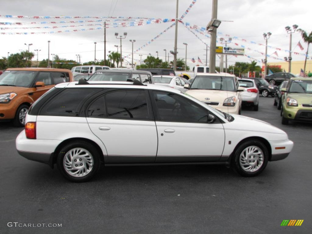 1998 Saturn S Series SW2 Wagon Exterior Photos