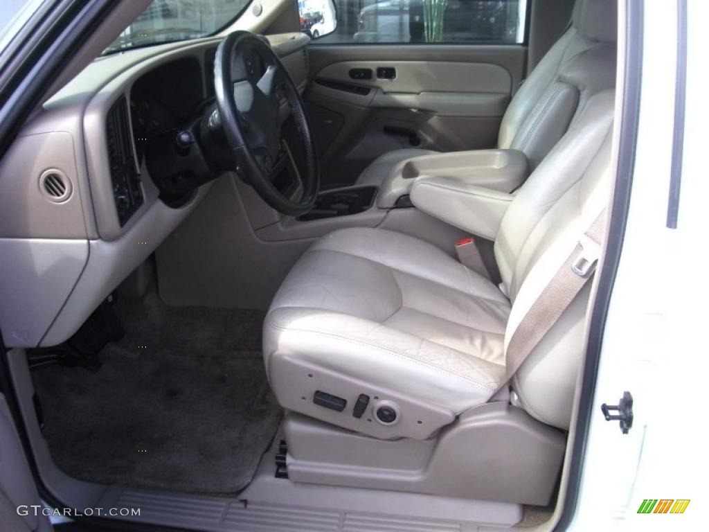 Neutral/Shale Interior 2003 GMC Yukon SLT Photo #44191083