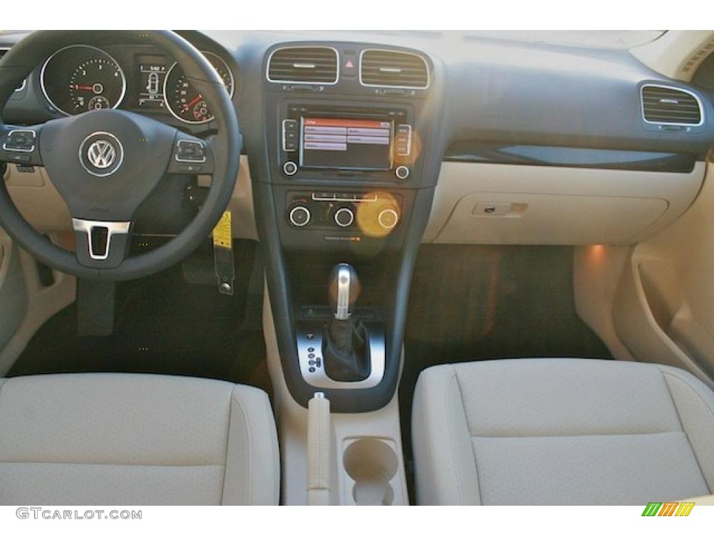 2011 Volkswagen Jetta TDI SportWagen Cornsilk Beige Dashboard Photo #44192312