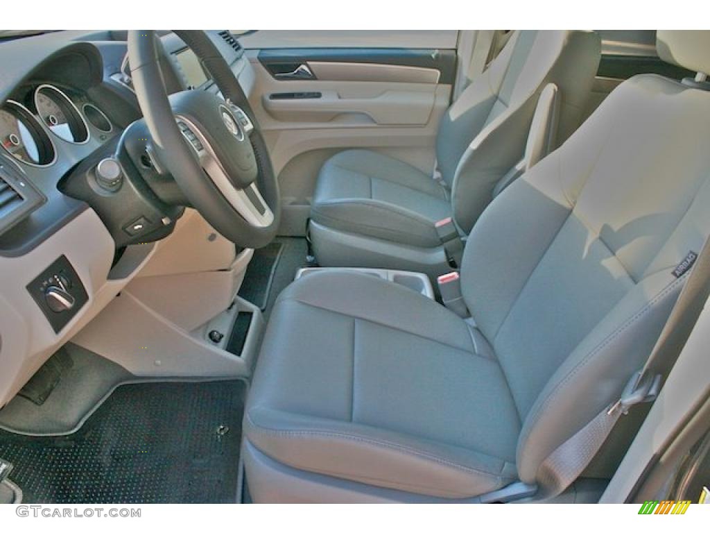Aero Gray Interior 2011 Volkswagen Routan SE Photo #44192489