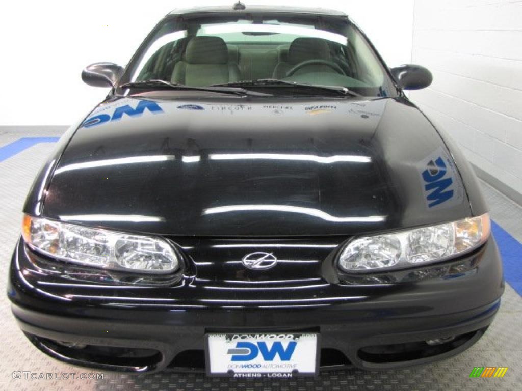 2003 Alero GLS Sedan - Black Onyx / Pewter photo #7