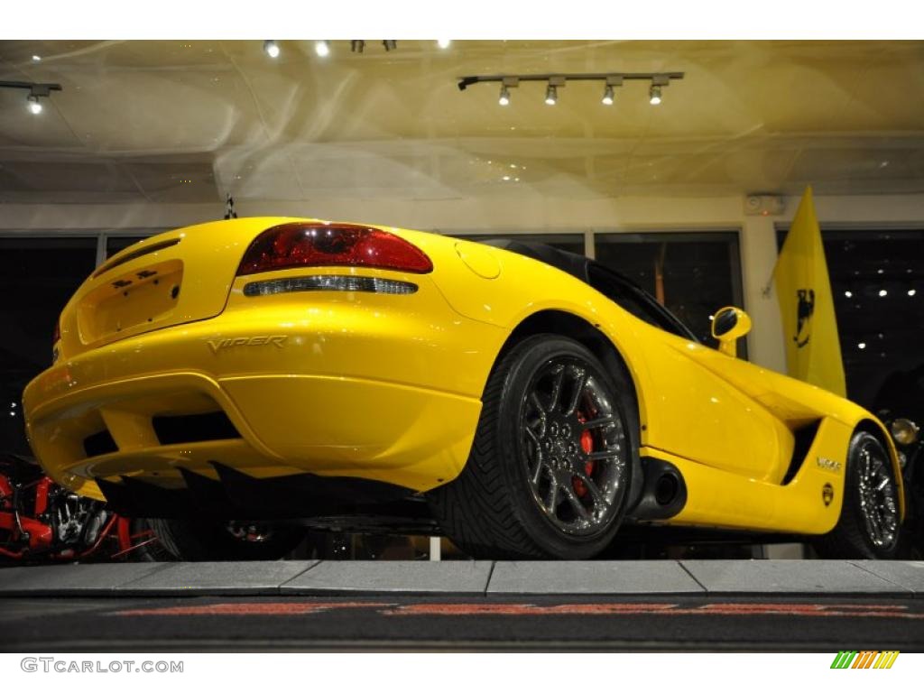 2005 Viper SRT10 VCA Special Edition - Viper Race Yellow / Black photo #14