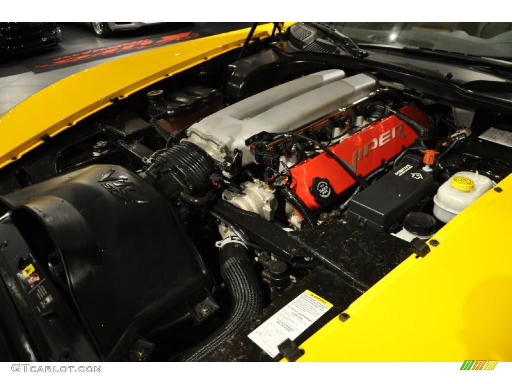 2005 Dodge Viper SRT10 VCA Special Edition Engine Photos