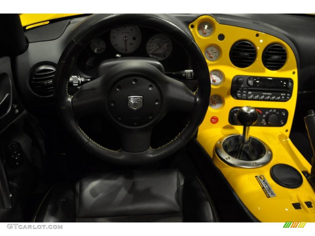 2005 Dodge Viper SRT10 VCA Special Edition Dashboard Photos