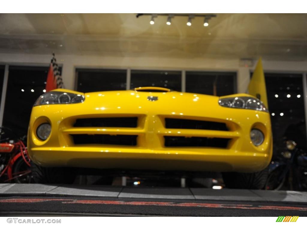 2005 Viper SRT10 VCA Special Edition - Viper Race Yellow / Black photo #34