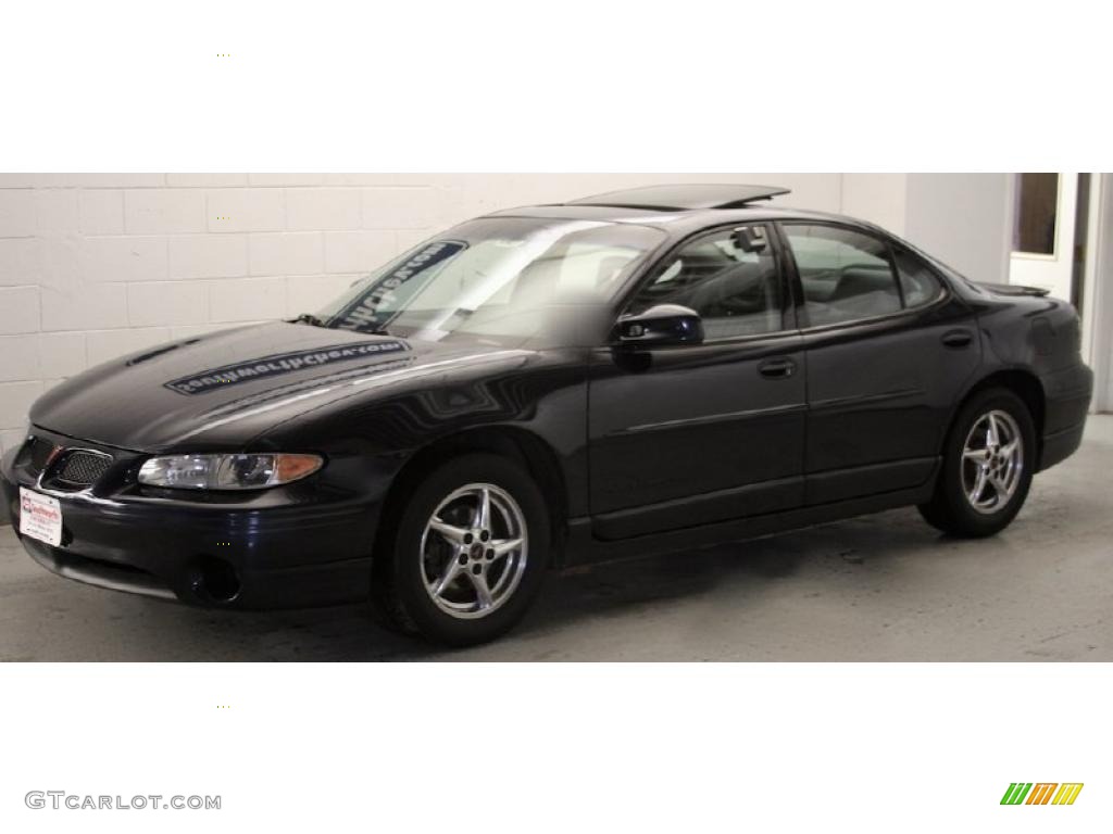 2003 Grand Prix GT Sedan - Blue Black Metallic / Graphite photo #2