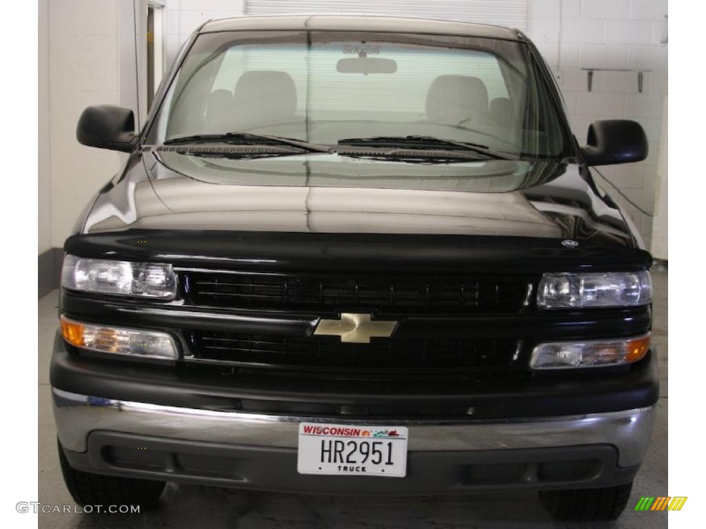 2002 Silverado 1500 LS Regular Cab - Onyx Black / Graphite Gray photo #3