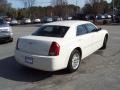 2007 Stone White Chrysler 300   photo #5