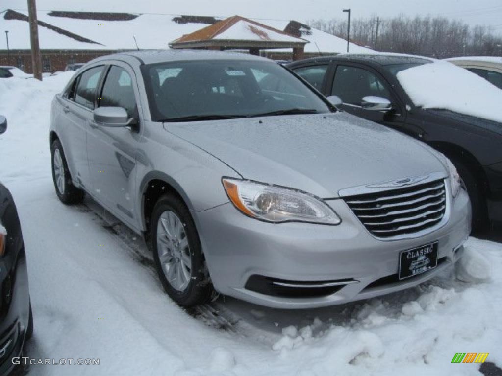 Bright Silver Metallic 2011 Chrysler 200 Touring Exterior Photo #44202154