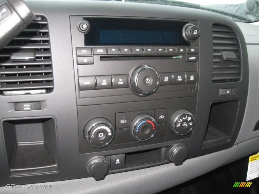 2011 GMC Sierra 1500 Regular Cab Controls Photo #44202310