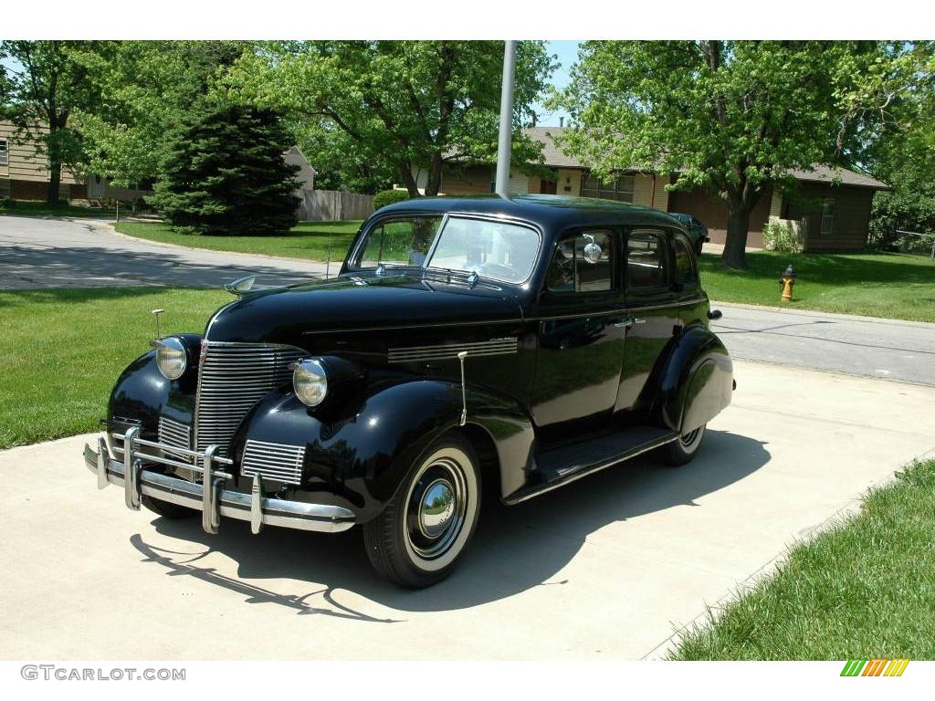 1939 Master Deluxe 4 Door Sport Sedan - Black / Tan photo #2