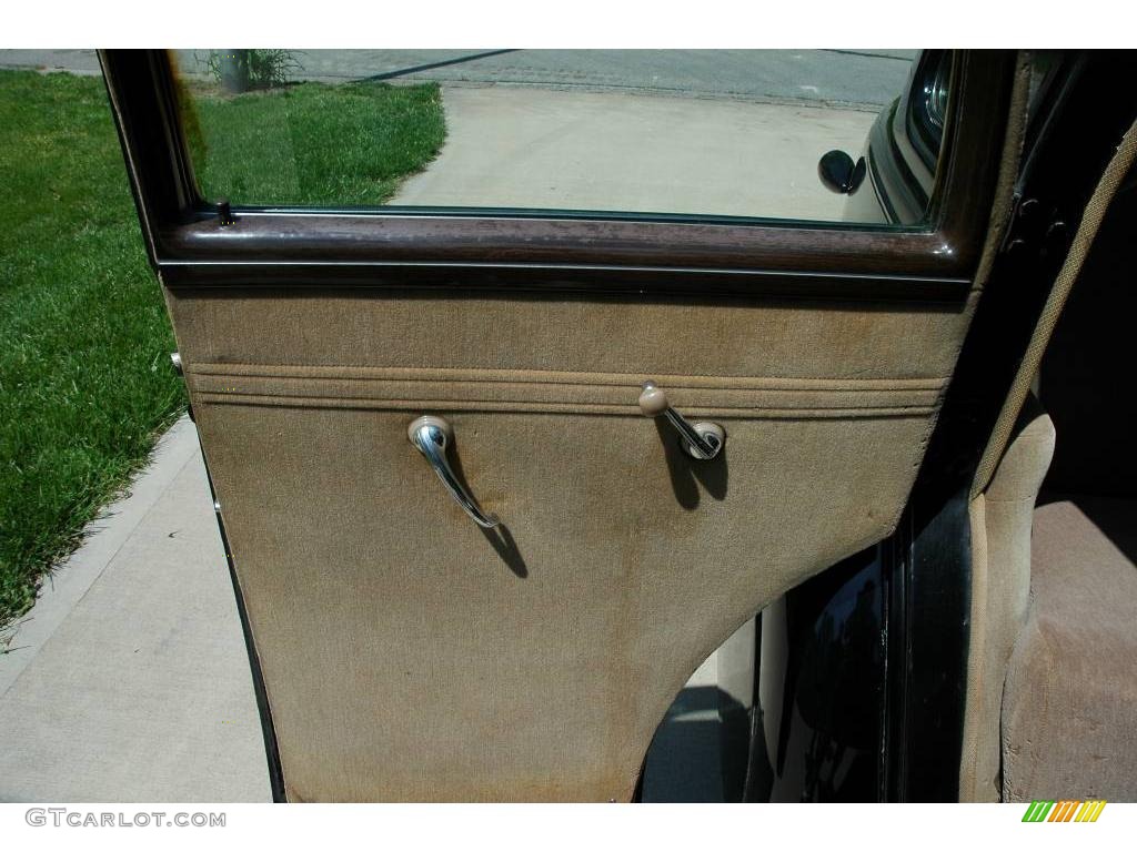 1939 Master Deluxe 4 Door Sport Sedan - Black / Tan photo #52