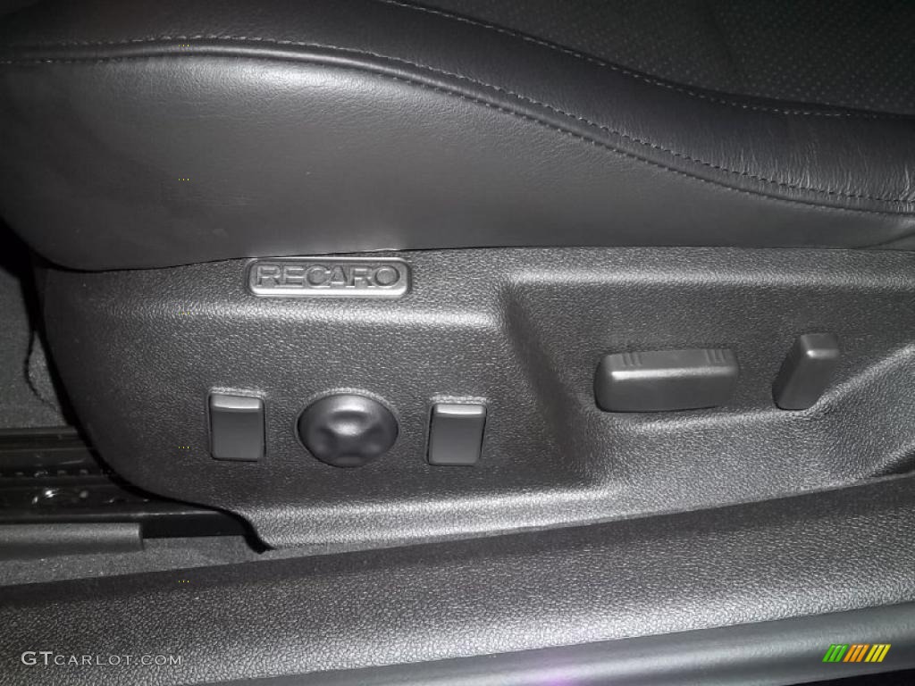 2011 Cadillac CTS -V Coupe Controls Photo #44209467