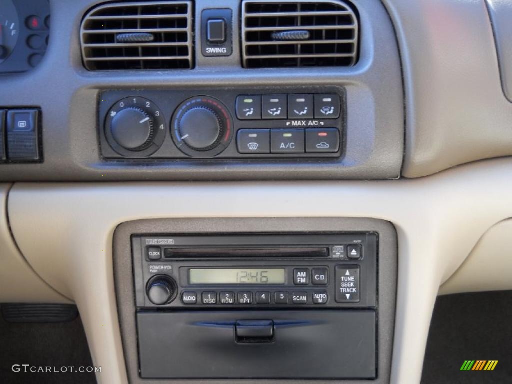 2000 Mazda 626 ES Controls Photos