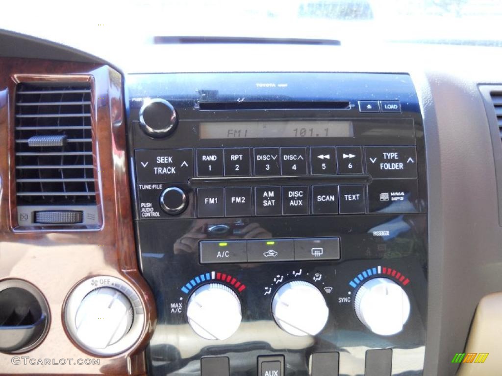 2008 Tundra SR5 CrewMax - Super White / Beige photo #19