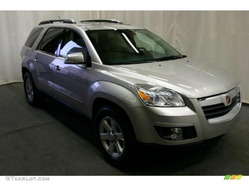 2008 Outlook XR AWD - Silver Pearl / Gray photo #1