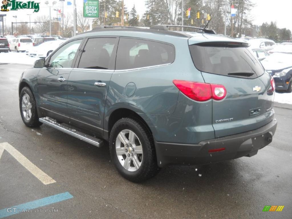 2009 Traverse LT AWD - Silver Moss Metallic / Ebony photo #5