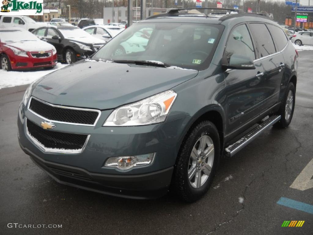 2009 Traverse LT AWD - Silver Moss Metallic / Ebony photo #7
