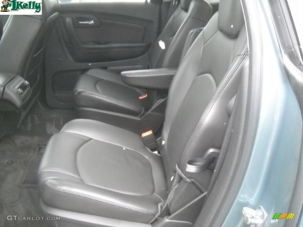 2009 Traverse LT AWD - Silver Moss Metallic / Ebony photo #13