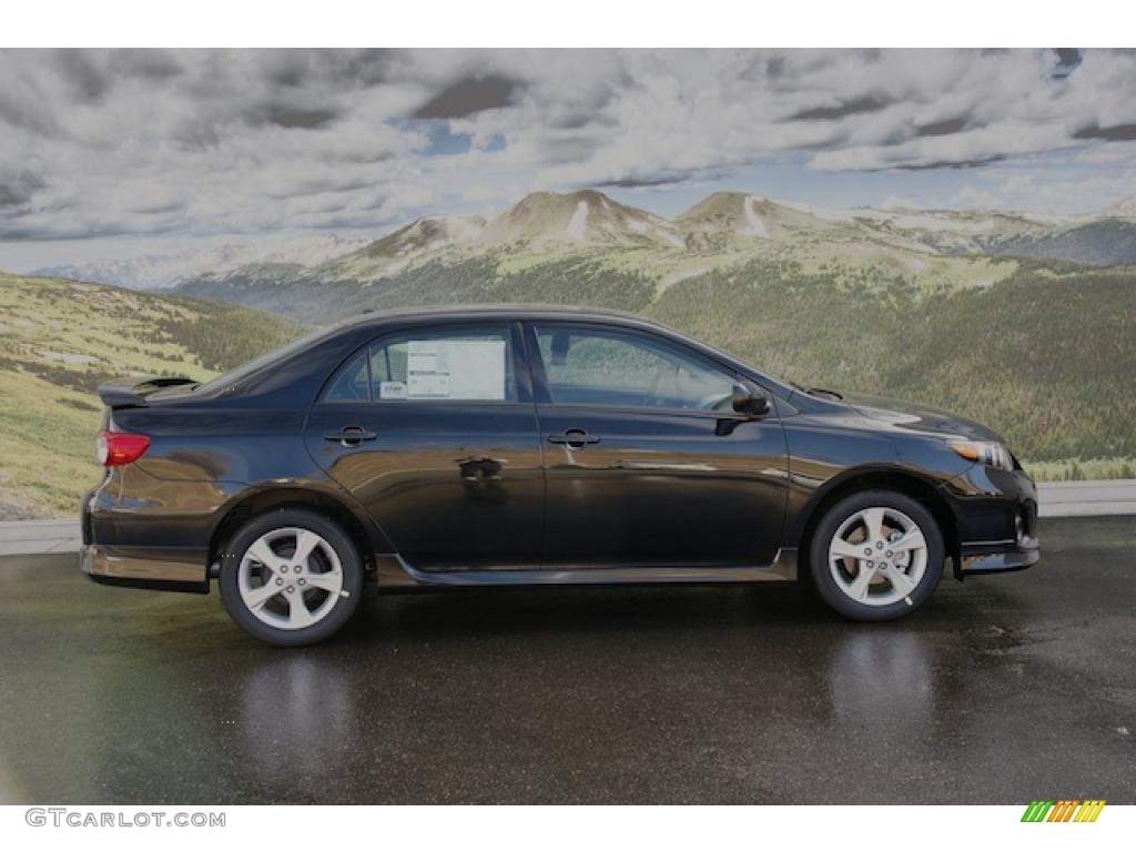 2011 Corolla S - Black Sand Pearl / Dark Charcoal photo #2