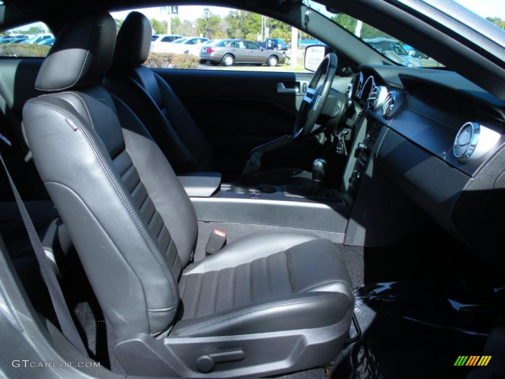 Black Interior 2008 Ford Mustang GT Premium Coupe Photo #44231005