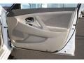 Super White - Camry LE Photo No. 14
