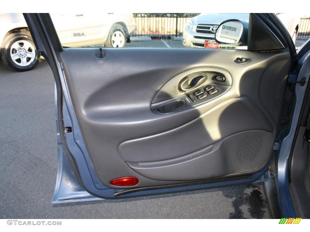 1999 Ford Taurus SE Wagon Medium Graphite Door Panel Photo #44233443