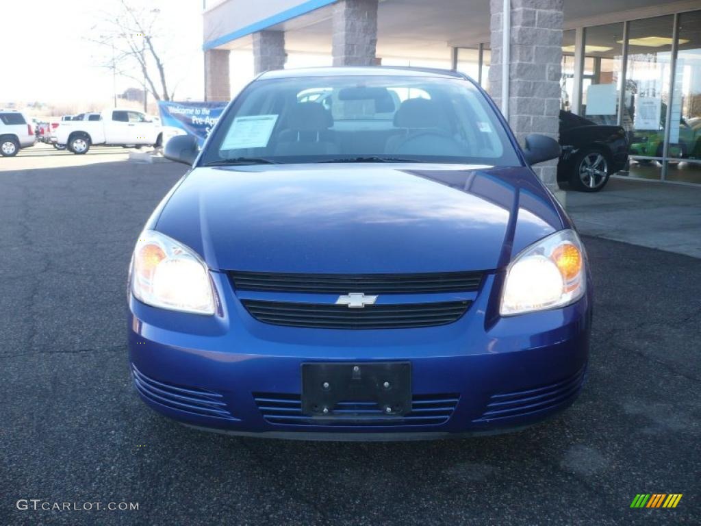 2007 Cobalt LS Sedan - Laser Blue Metallic / Gray photo #3