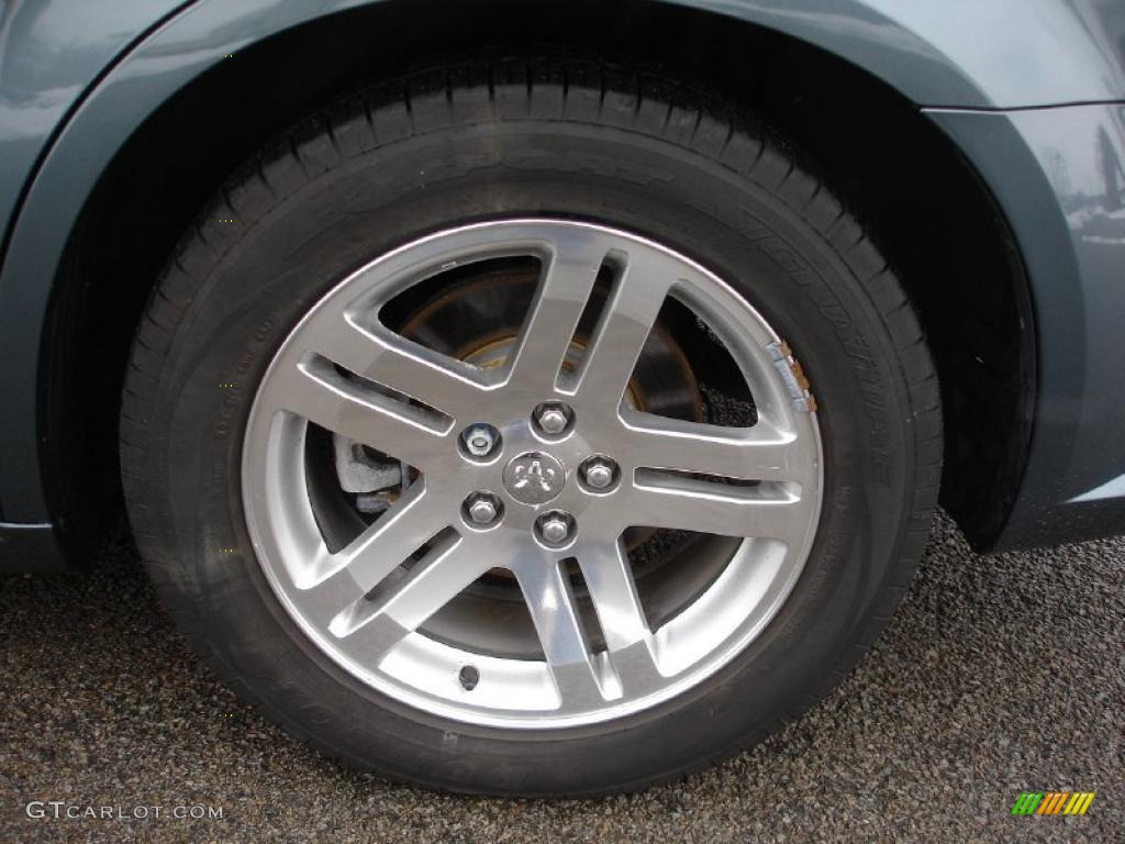 2005 Dodge Magnum R/T Wheel Photo #44238565