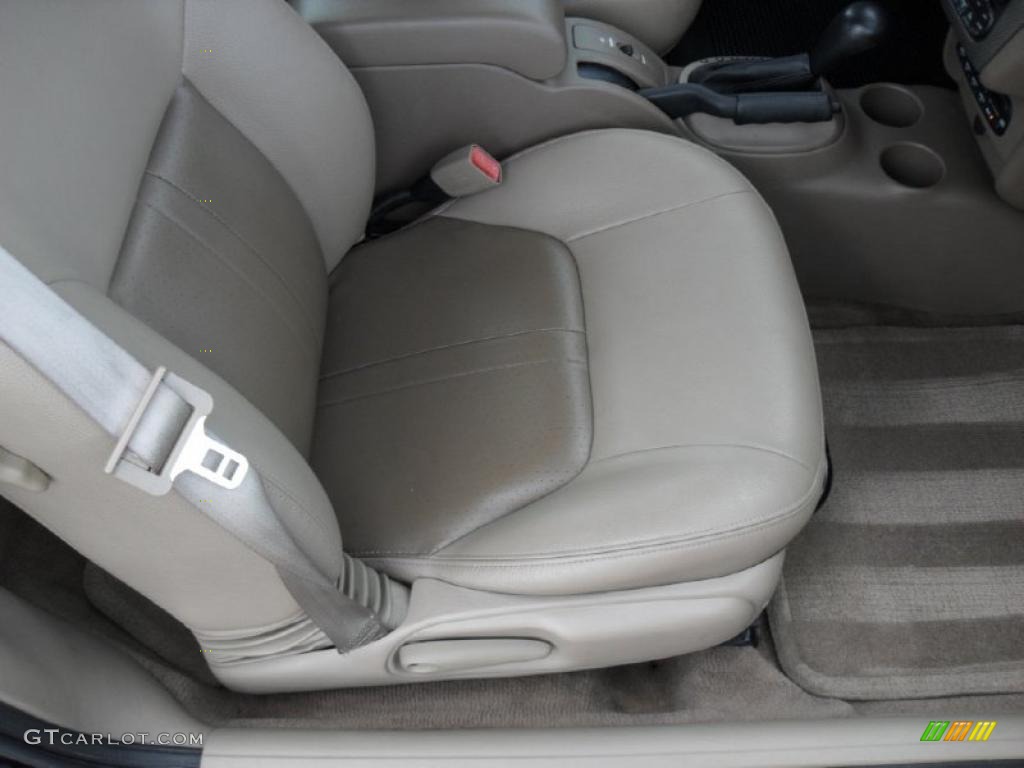 2002 Sebring GTC Convertible - Black / Sandstone photo #22