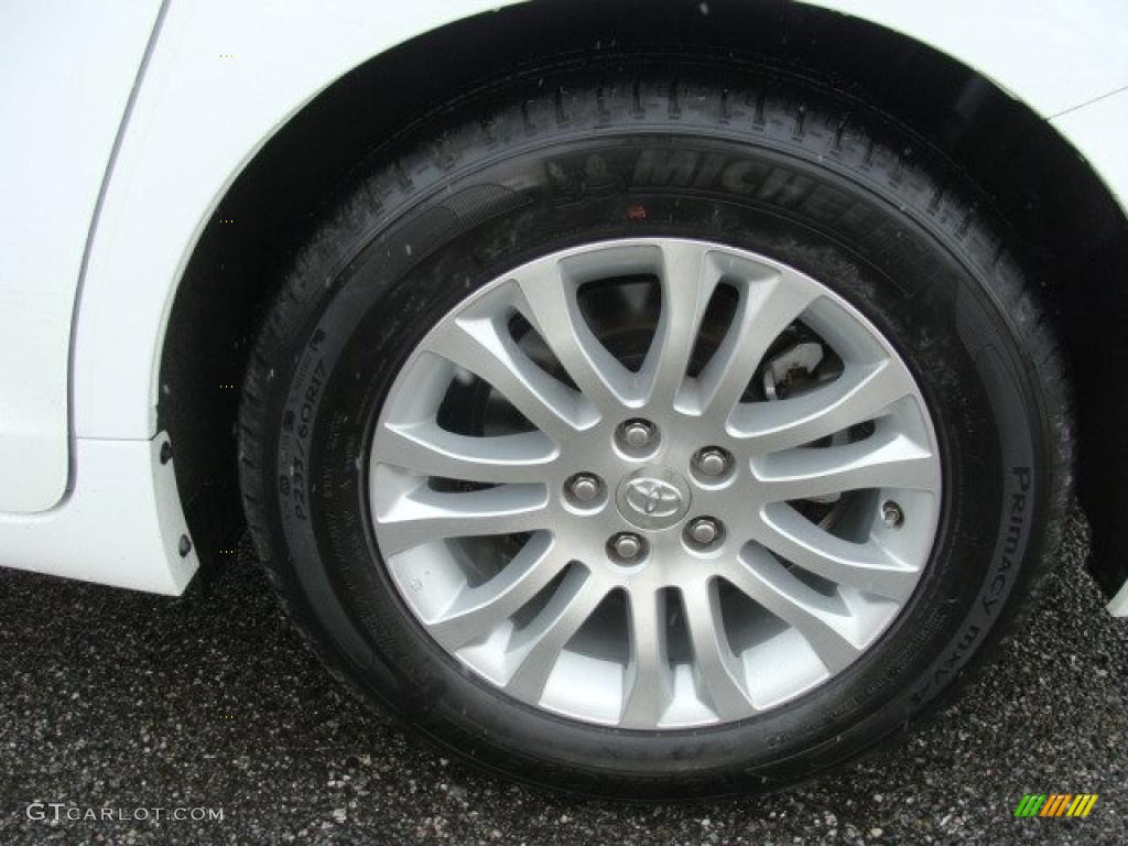 2011 Toyota Sienna XLE Wheel Photo #44245141