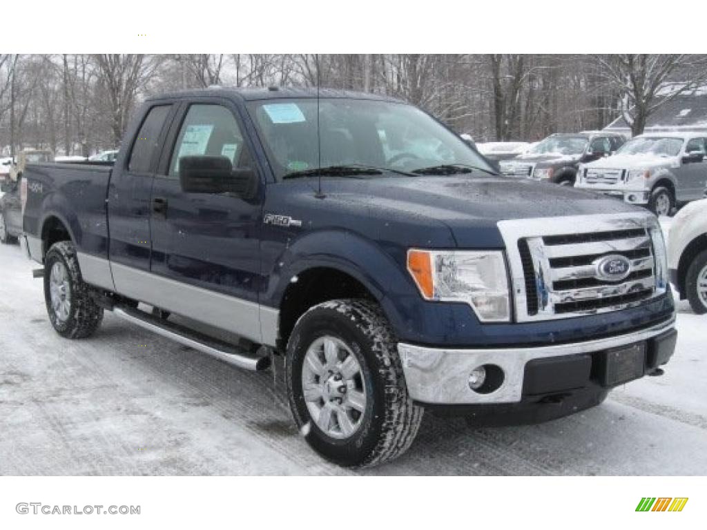 2011 F150 XLT SuperCab 4x4 - Dark Blue Pearl Metallic / Steel Gray photo #2