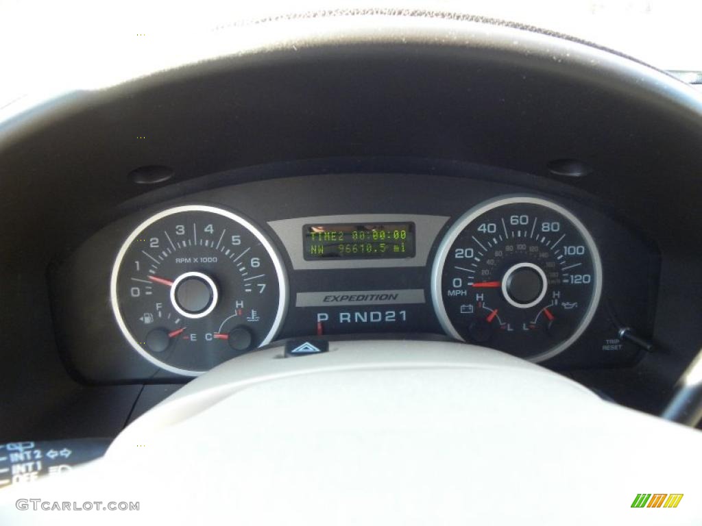 2005 Ford Expedition Eddie Bauer Gauges Photo #44258980