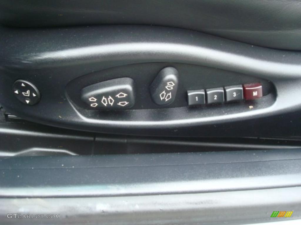 2003 BMW M3 Convertible Controls Photo #44261906