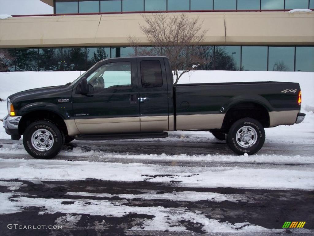 2001 F350 Super Duty Lariat SuperCab 4x4 - Dark Highland Green Metallic / Medium Parchment photo #3