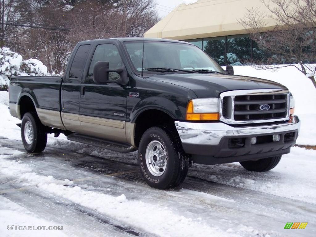 2001 F350 Super Duty Lariat SuperCab 4x4 - Dark Highland Green Metallic / Medium Parchment photo #8