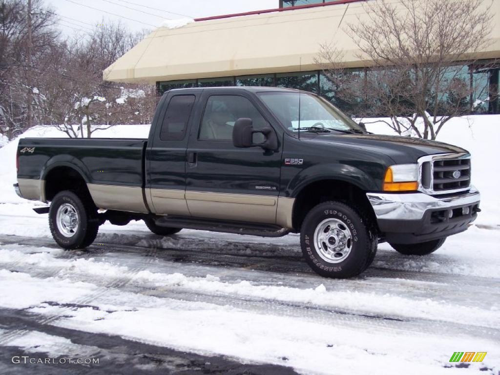 2001 F350 Super Duty Lariat SuperCab 4x4 - Dark Highland Green Metallic / Medium Parchment photo #9