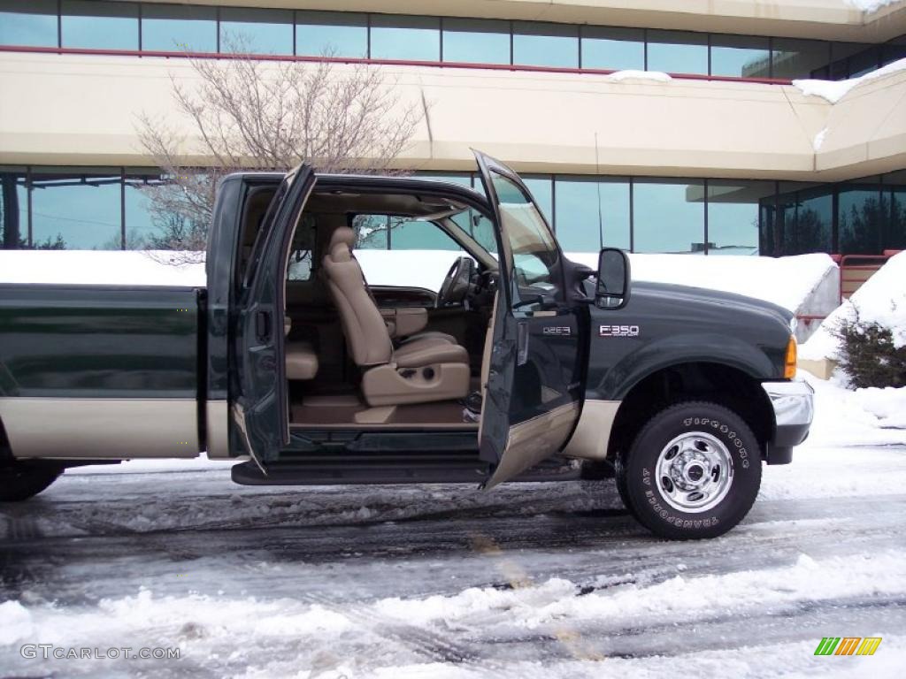 2001 F350 Super Duty Lariat SuperCab 4x4 - Dark Highland Green Metallic / Medium Parchment photo #16