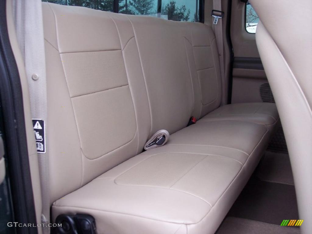 2001 F350 Super Duty Lariat SuperCab 4x4 - Dark Highland Green Metallic / Medium Parchment photo #37