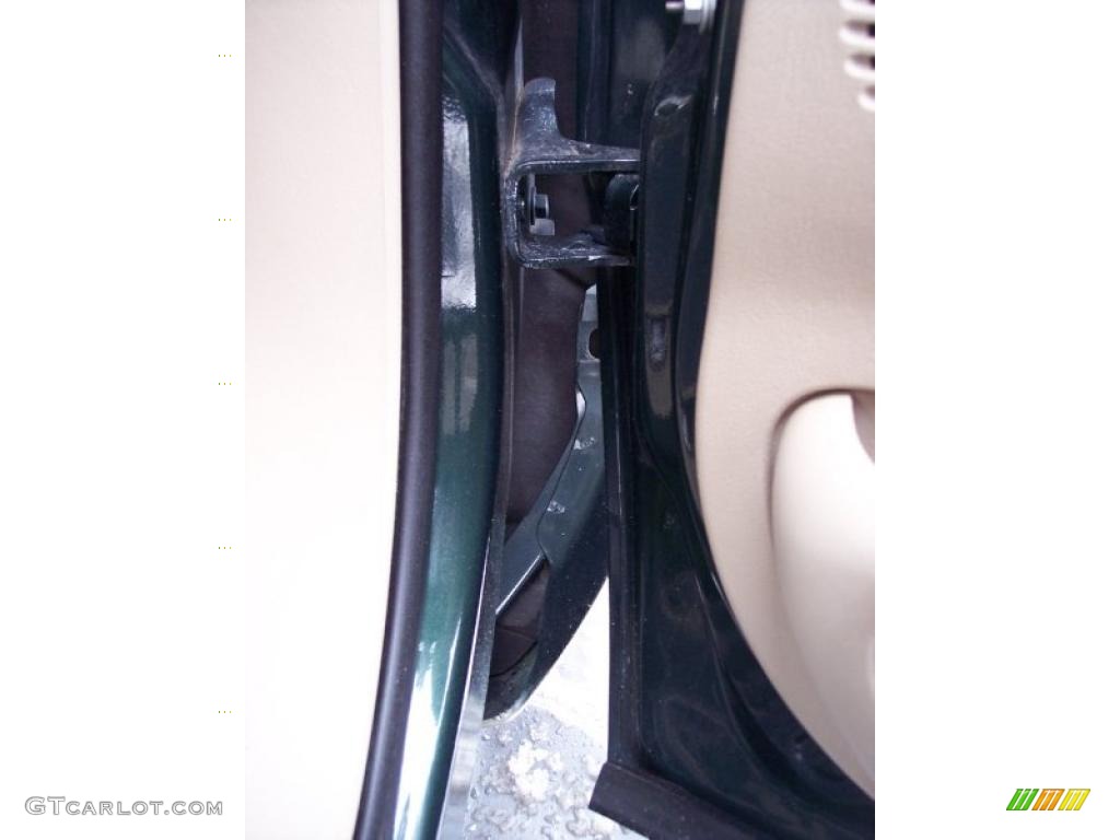 2001 F350 Super Duty Lariat SuperCab 4x4 - Dark Highland Green Metallic / Medium Parchment photo #59