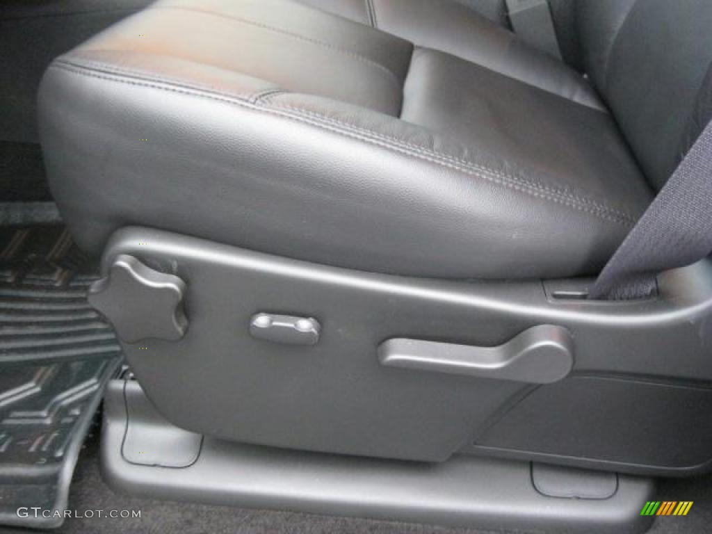 2011 Silverado 1500 LT Crew Cab - Sheer Silver Metallic / Ebony photo #13