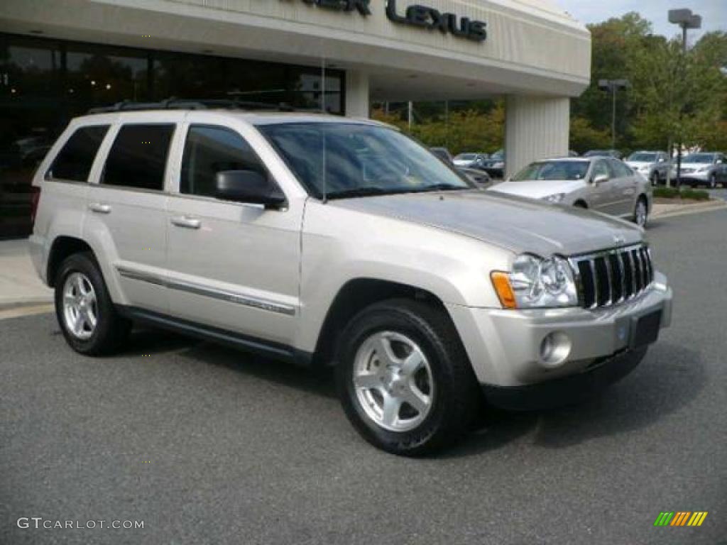 2007 Grand Cherokee Limited 4x4 - Light Graystone Pearl / Medium Slate Gray photo #1
