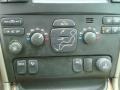Taupe/Light Taupe Controls Photo for 2004 Volvo XC90 #44272348