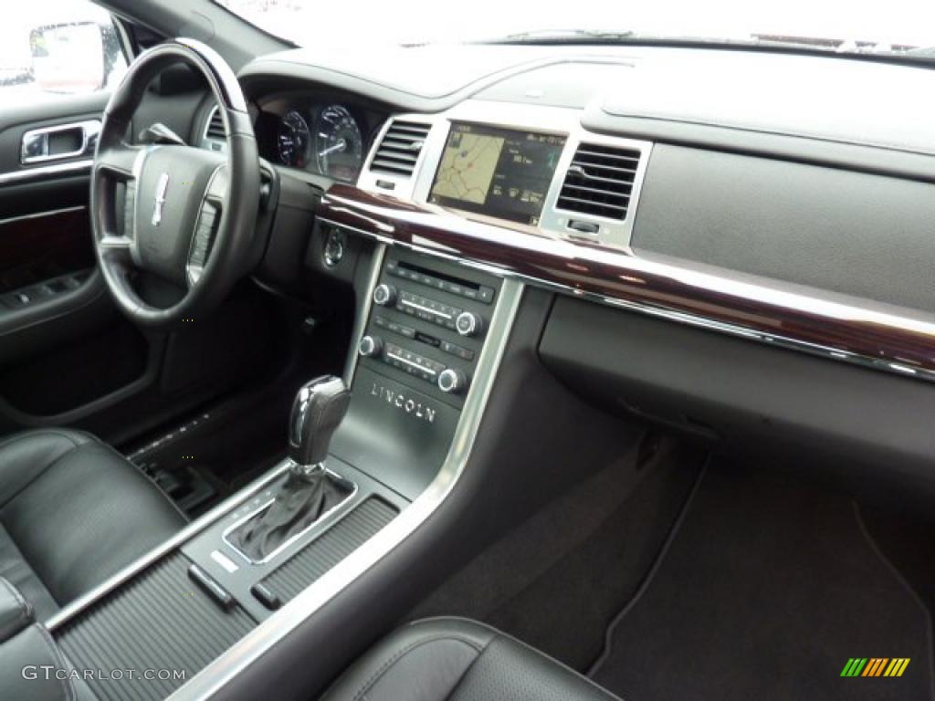 2010 Lincoln MKS AWD Ultimate Package Charcoal Black/Fine Line Ebony Dashboard Photo #44275825