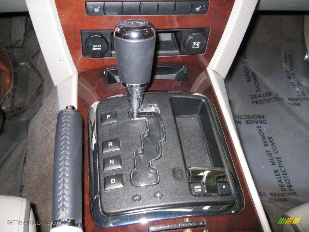 2009 Jeep Grand Cherokee Overland 4x4 Transmission Photos