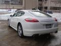 Carrara White - Panamera 4 Photo No. 5