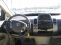 Super White - Prius Hybrid Photo No. 14