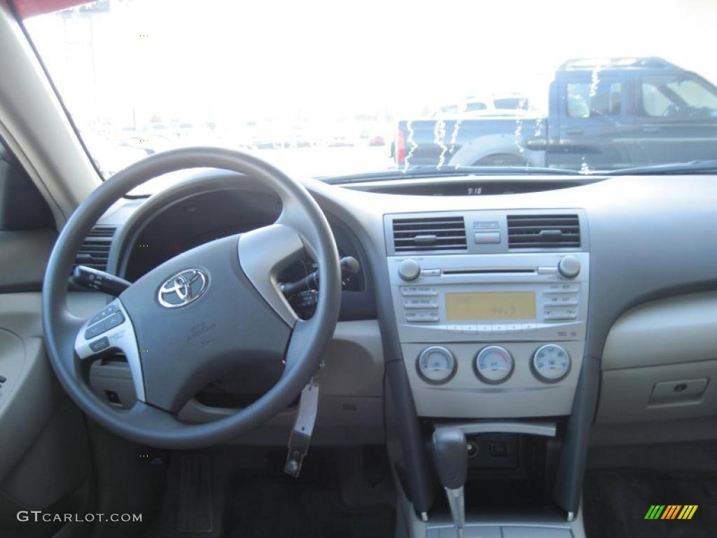 2010 Camry LE - Sandy Beach Metallic / Bisque photo #13