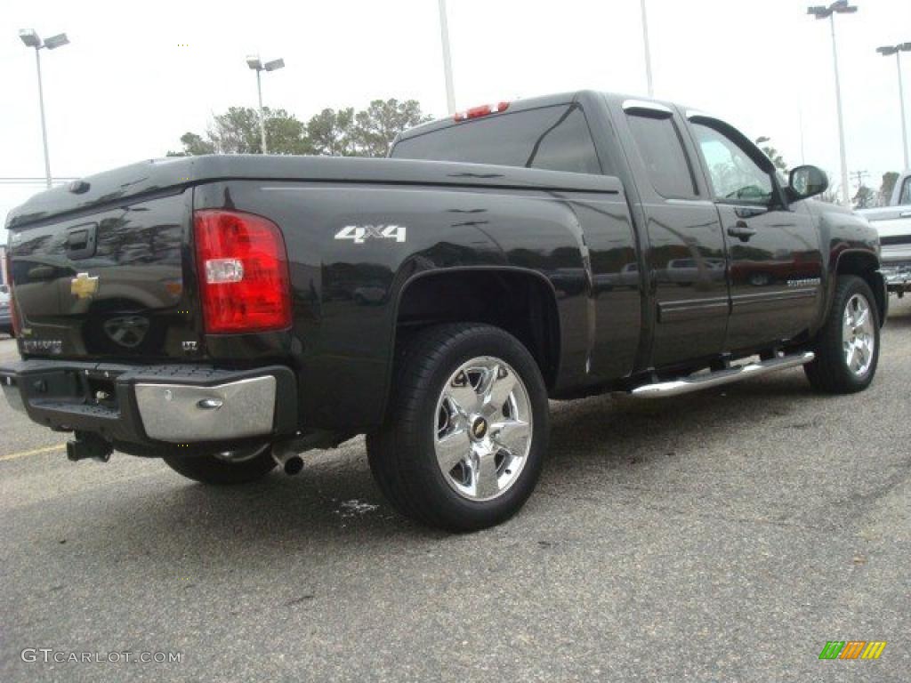 2009 Silverado 1500 LTZ Extended Cab 4x4 - Black / Light Cashmere photo #5